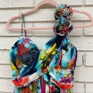 BETSY & ADAM | Floral Formal Prom Dress Gown